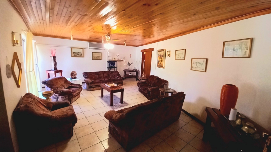 5 Bedroom Property for Sale in Sasolburg Ext 4 Free State